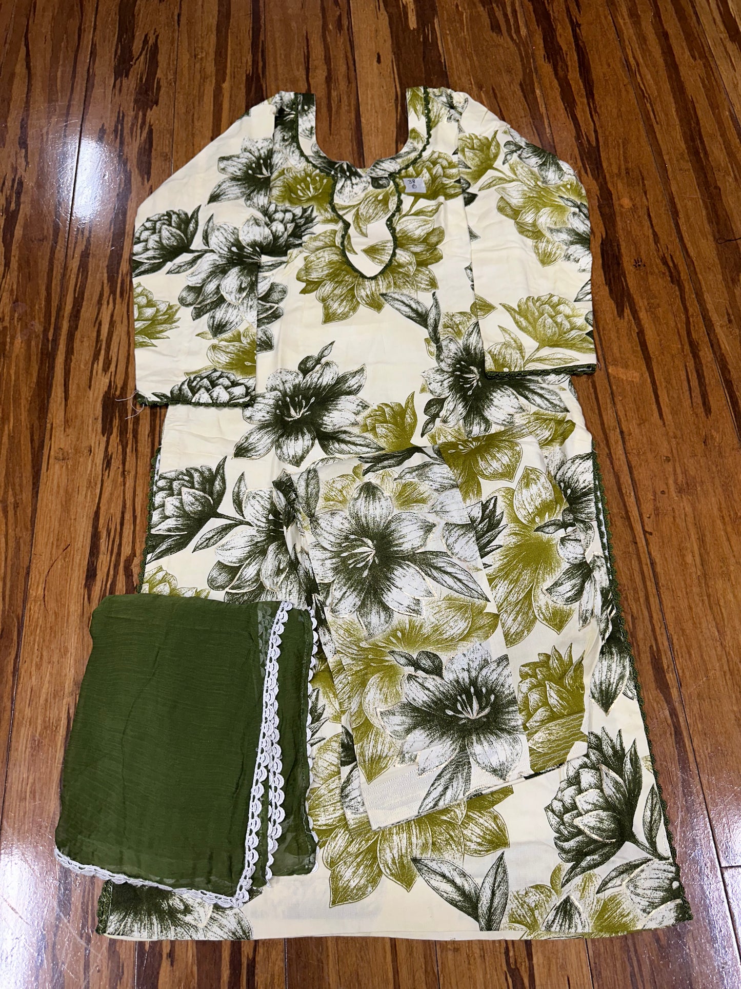 Summer Special Boutique Style Salwar Suit (Top With Lining) & Pure Chiffon Dupatta