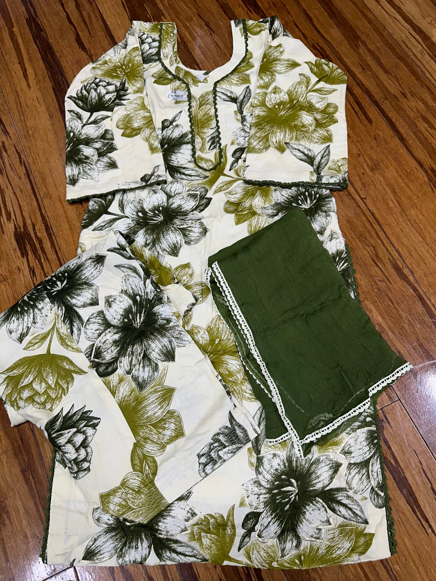 Summer Special Boutique Style Salwar Suit (Top With Lining) & Pure Chiffon Dupatta