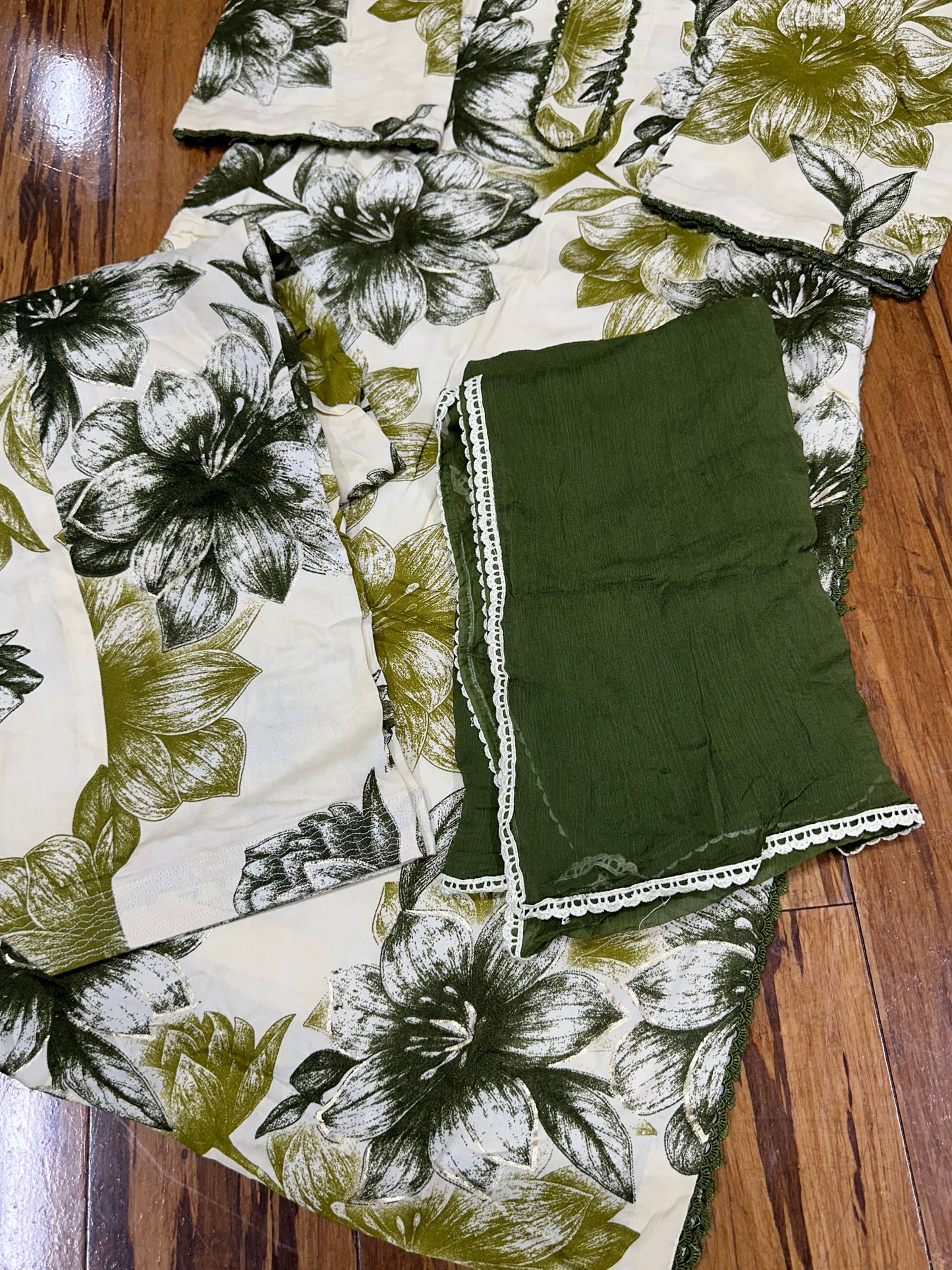 Summer Special Boutique Style Salwar Suit (Top With Lining) & Pure Chiffon Dupatta