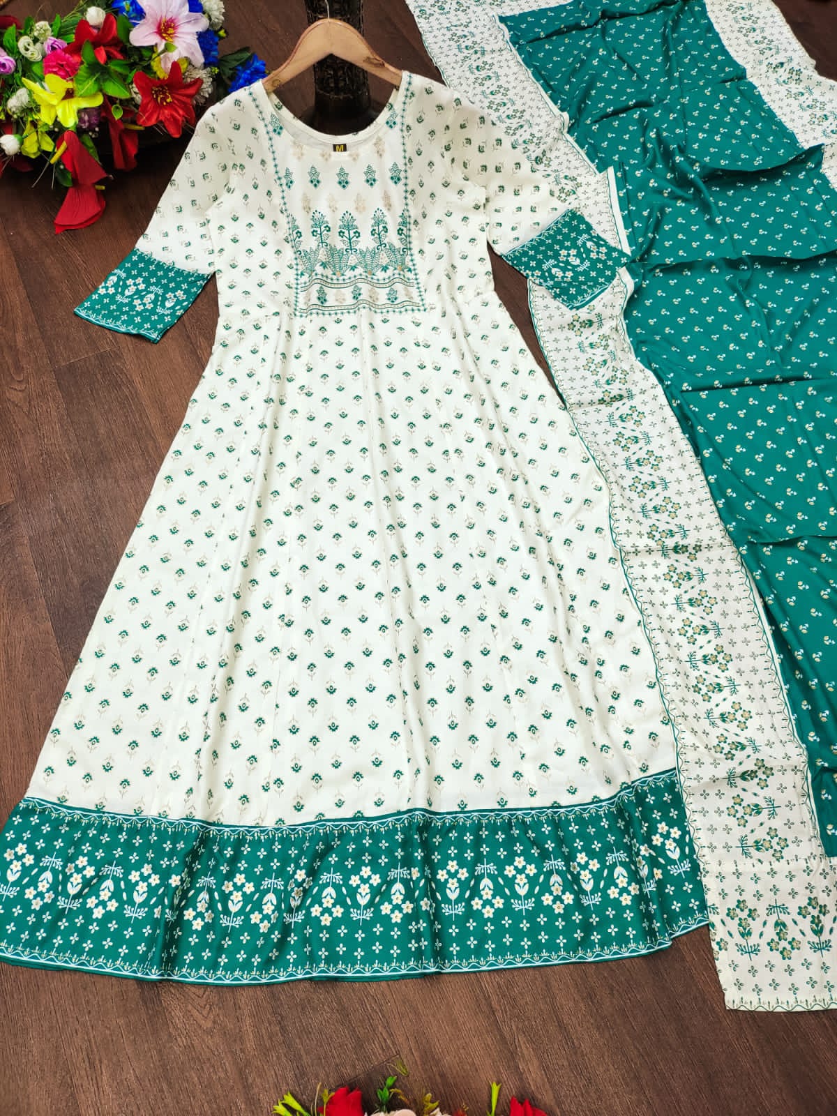 Super Comfortable Long Gown & Dupatta Set