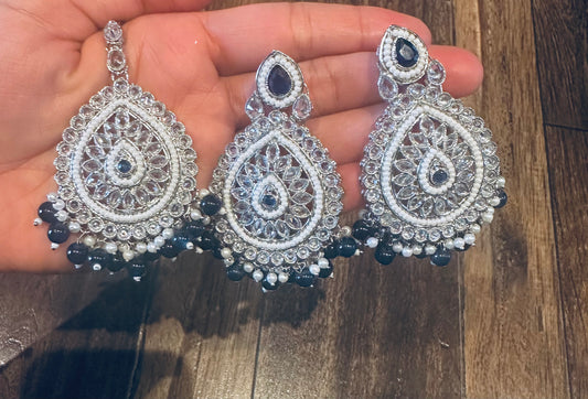 Stylish Lightweight Polki Earrings & Tikka (Silver) image 3