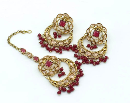 Quality Polki Earrings With Tikka (Gold Toned)