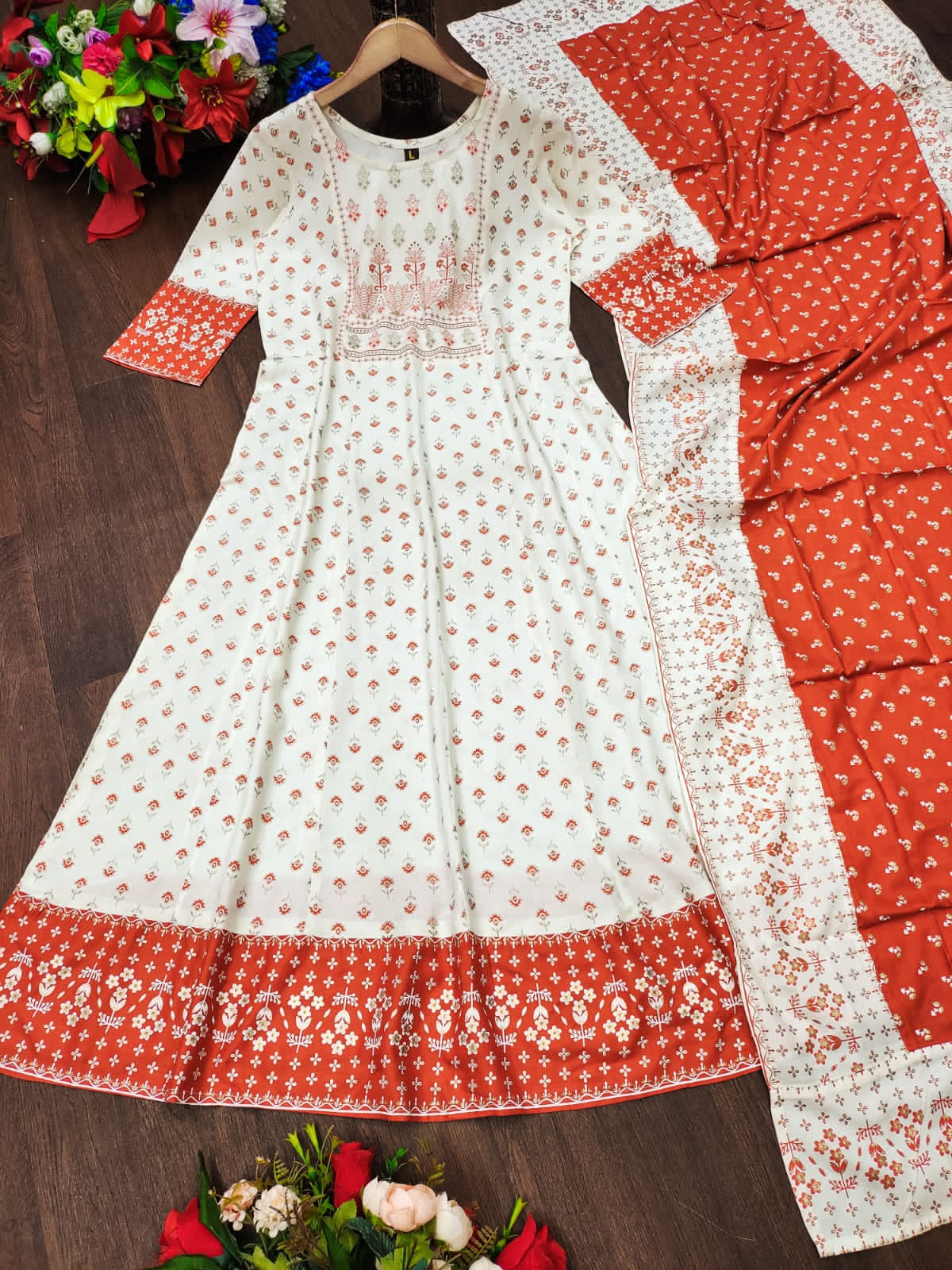 Super Comfortable Long Gown & Dupatta Set