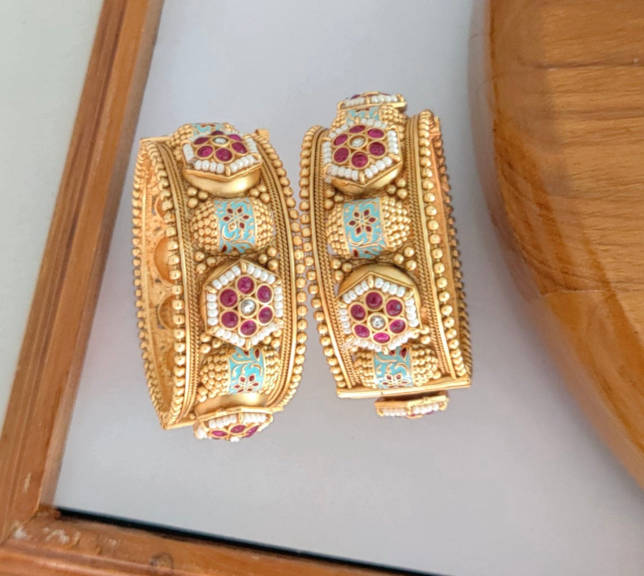 High Quality Royal Gold-Plated Kangan