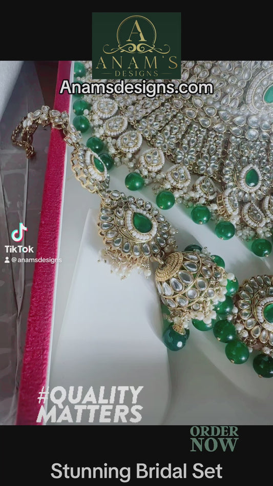 High-Quality Stylish Bridal Kundan Set image 3