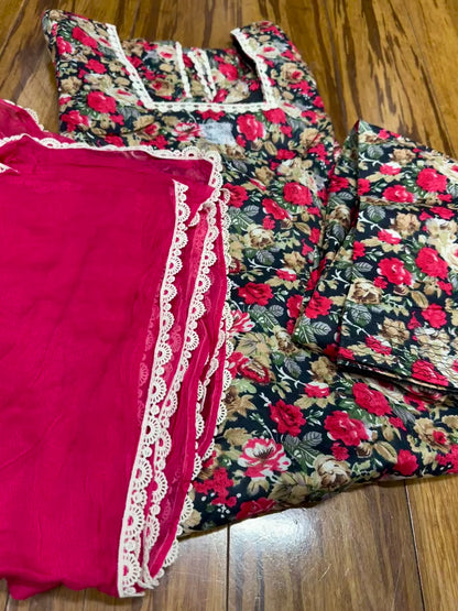 Beautiful Printed Salwar Suit With Chiffon Dupatta 40/42 D2