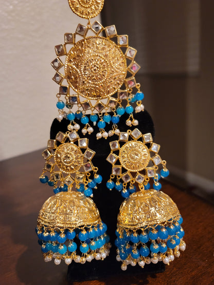 Jhumki and large Tikka set