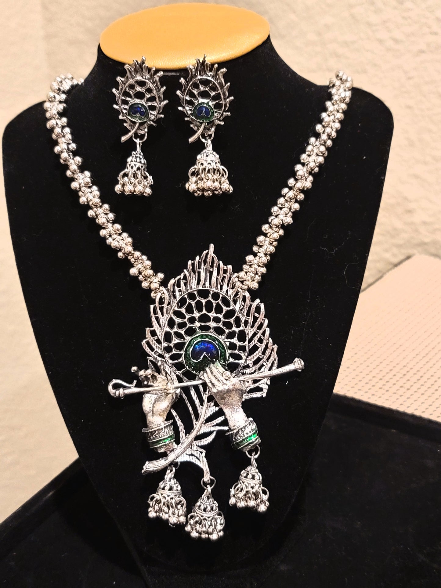 Shri Krishna necklace and matching earrings set