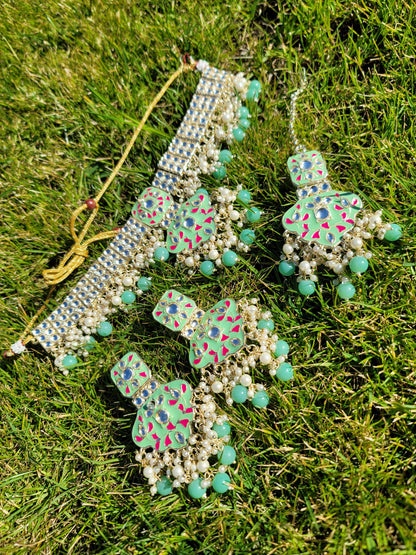 High Quality & Very Lightweight Meenakari Choker Set
