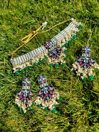 High Quality & Very Lightweight Meenakari Choker Set
