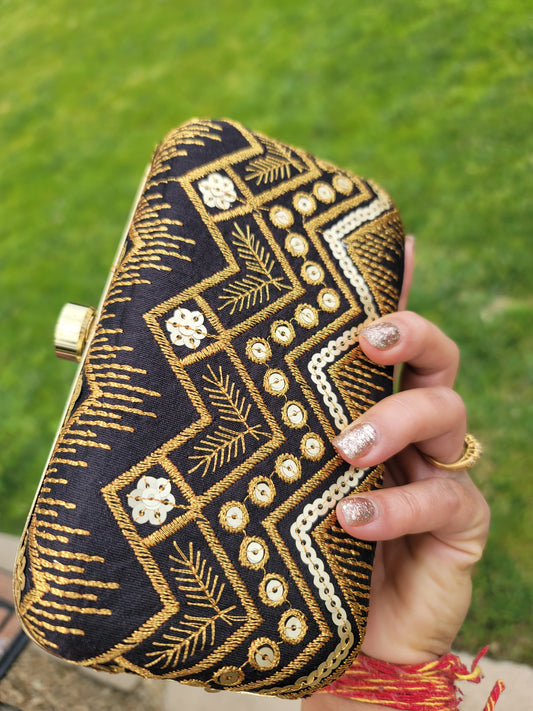 Party Wear Clutch embroidered image 3