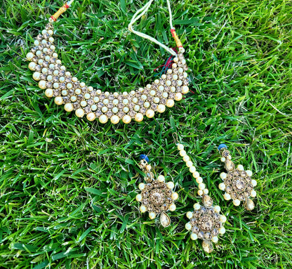 8 Pcs Mother Daughter Combo Choker Set