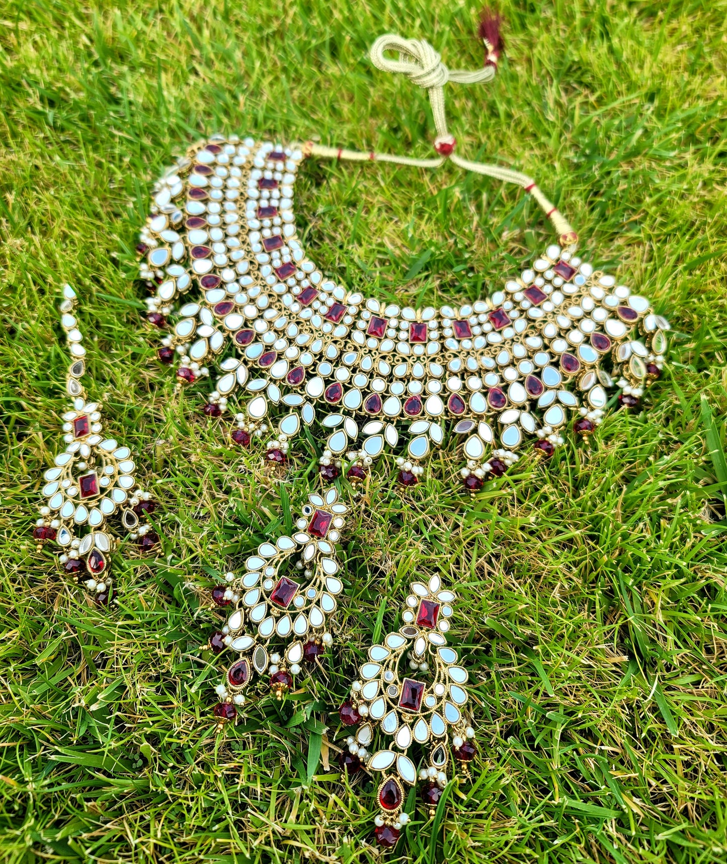 Bridal High Quality Designer Set With Hyro Beads & Monalisa Stones.