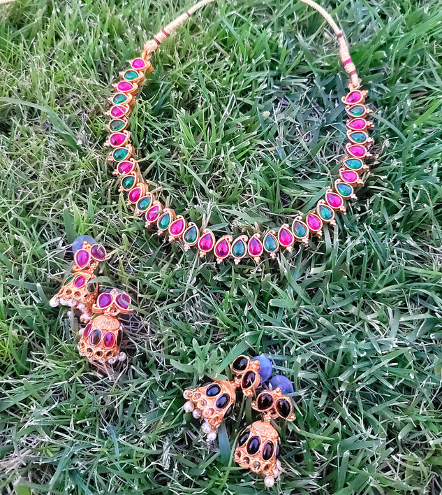 2 in 1 Choker Set With 2 Pairs of Jhumki