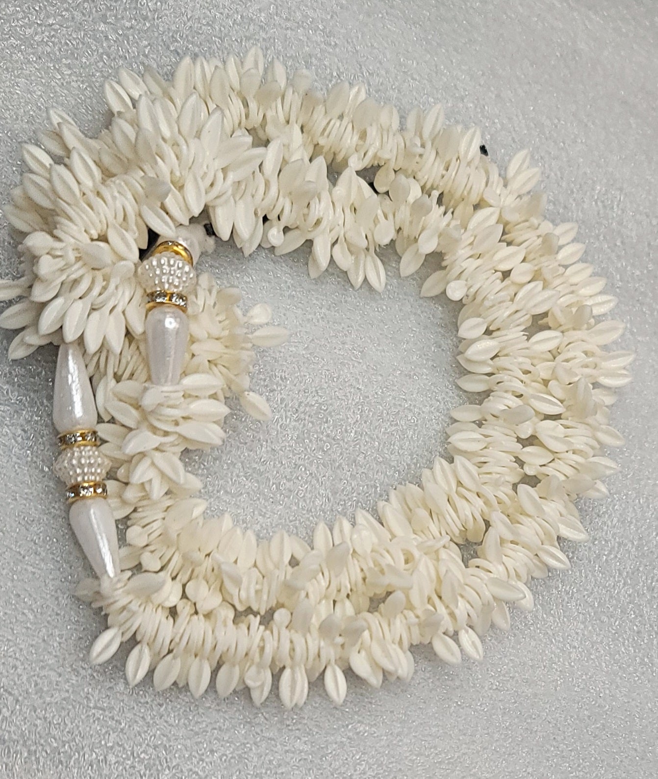 Long Hair Gajra With Fragrance & Pins