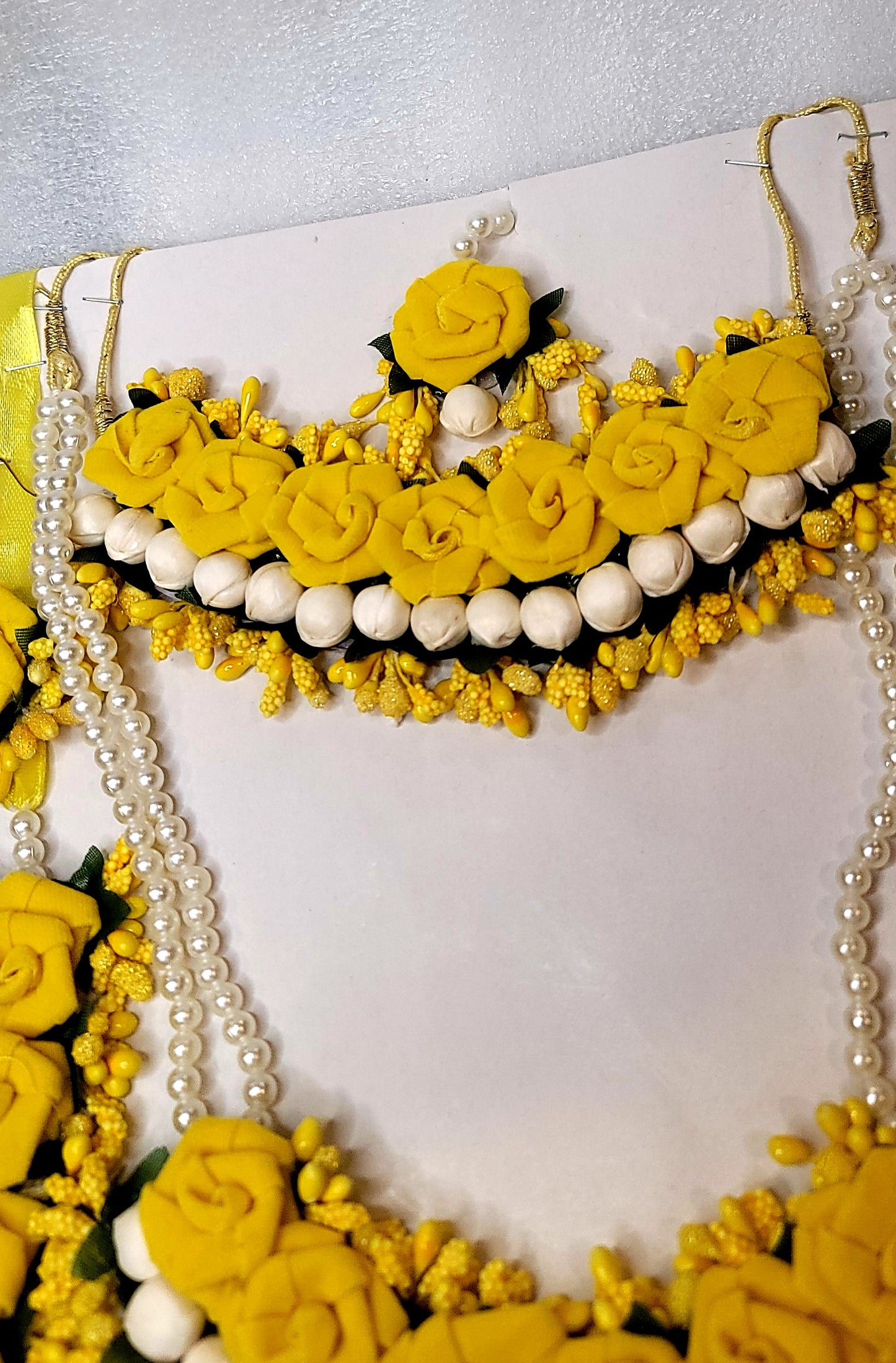 Flower Jewelry For Mehnadi Ceremony