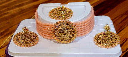 Stylish Choker Set