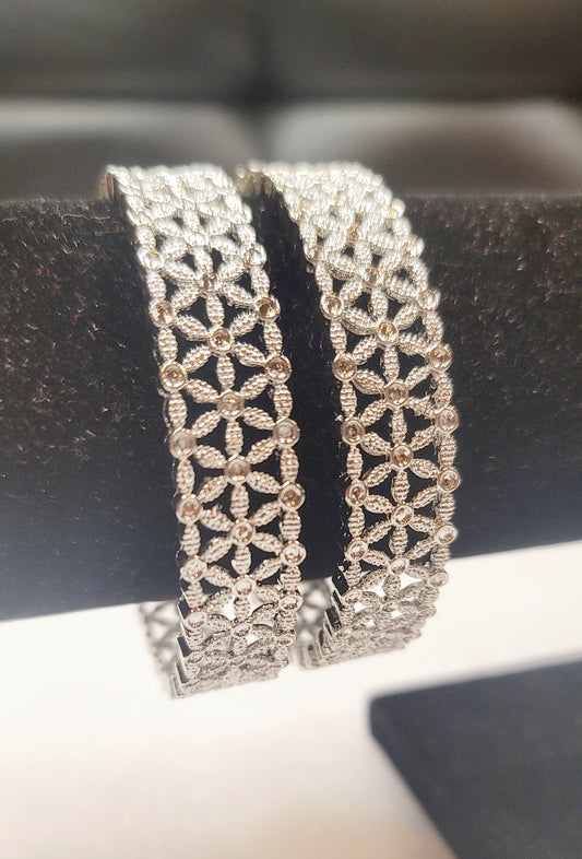 Designer Bangles (Kada) Set [Silver] image 3