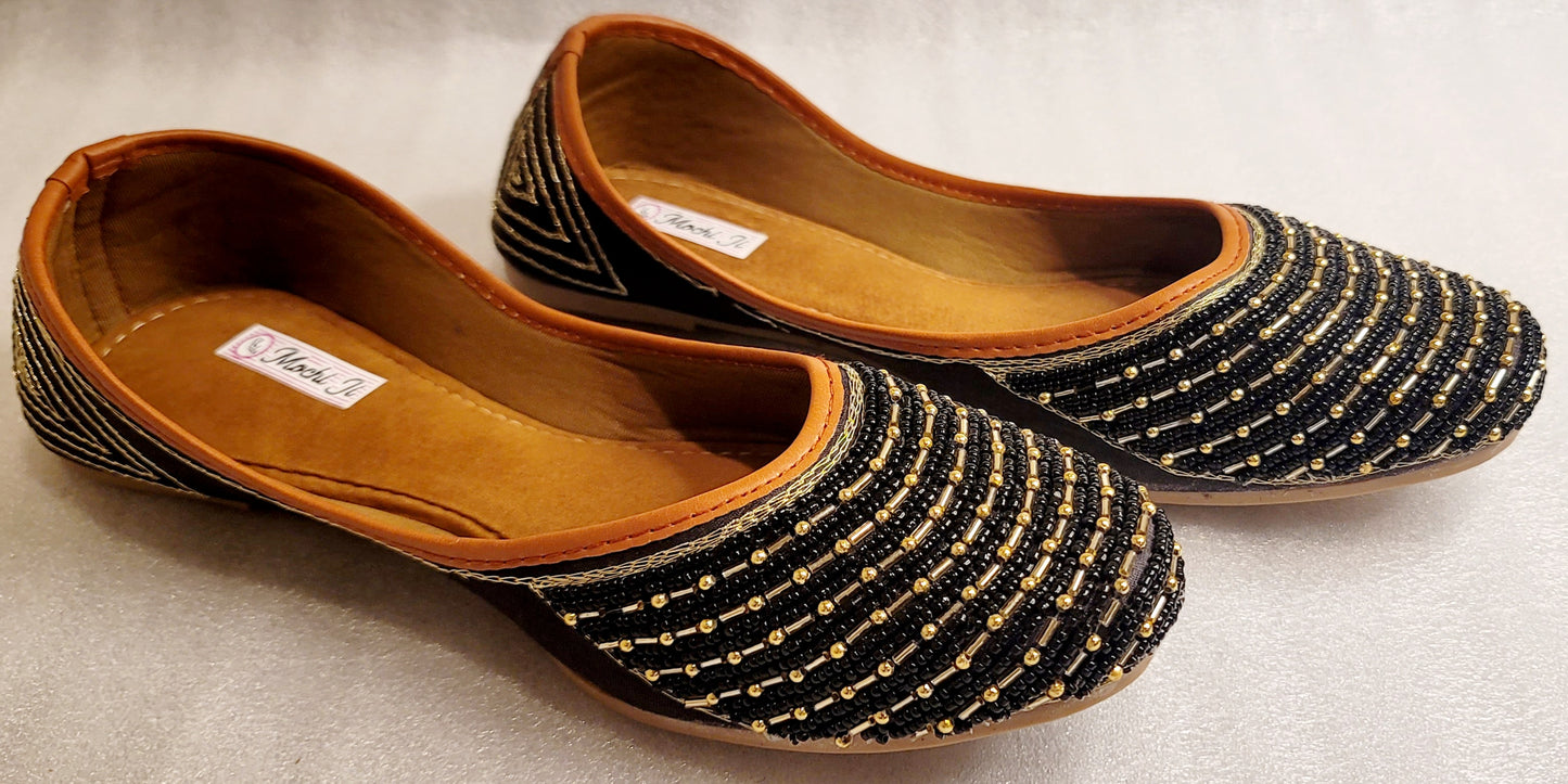 Stylish & Very Comfertable Punjabi Jutti (Black)