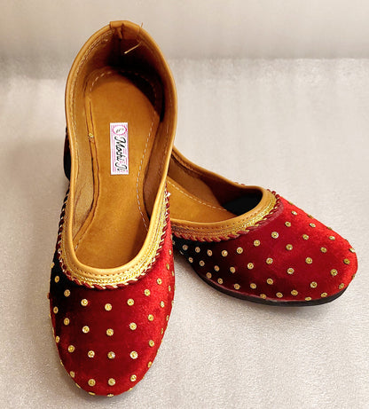 Punjabi Velvet Jutti With Simple Look (Wine/Maroon)