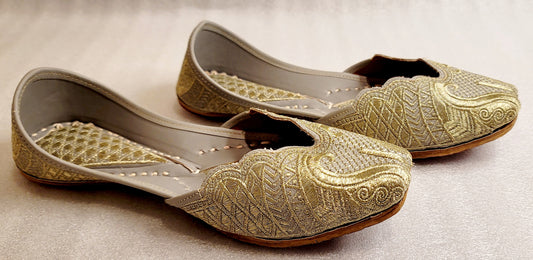 Pakistani Punjabi Jutti (Gray) image 3