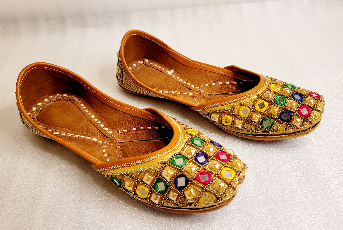 Fulkari Design Mirror & Embroidered Punjabi Jutti