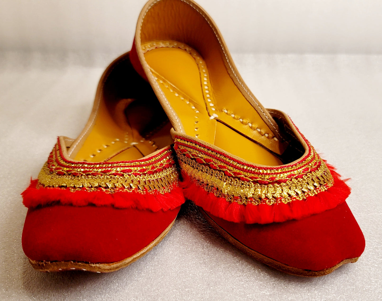 Velvet Bridal Punjabi Jutti