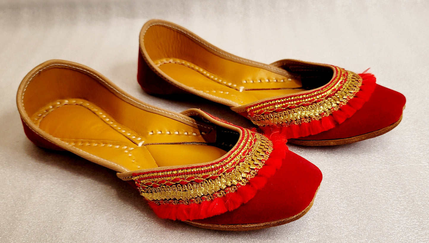 Velvet Bridal Punjabi Jutti