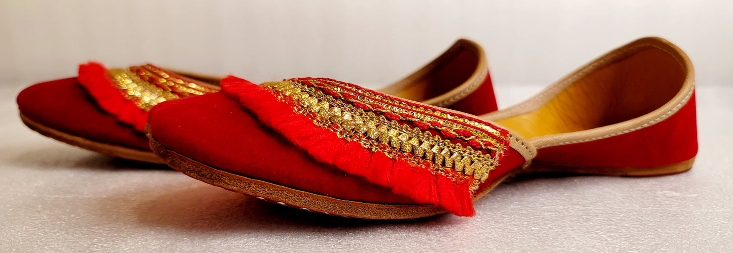 Velvet Bridal Punjabi Jutti