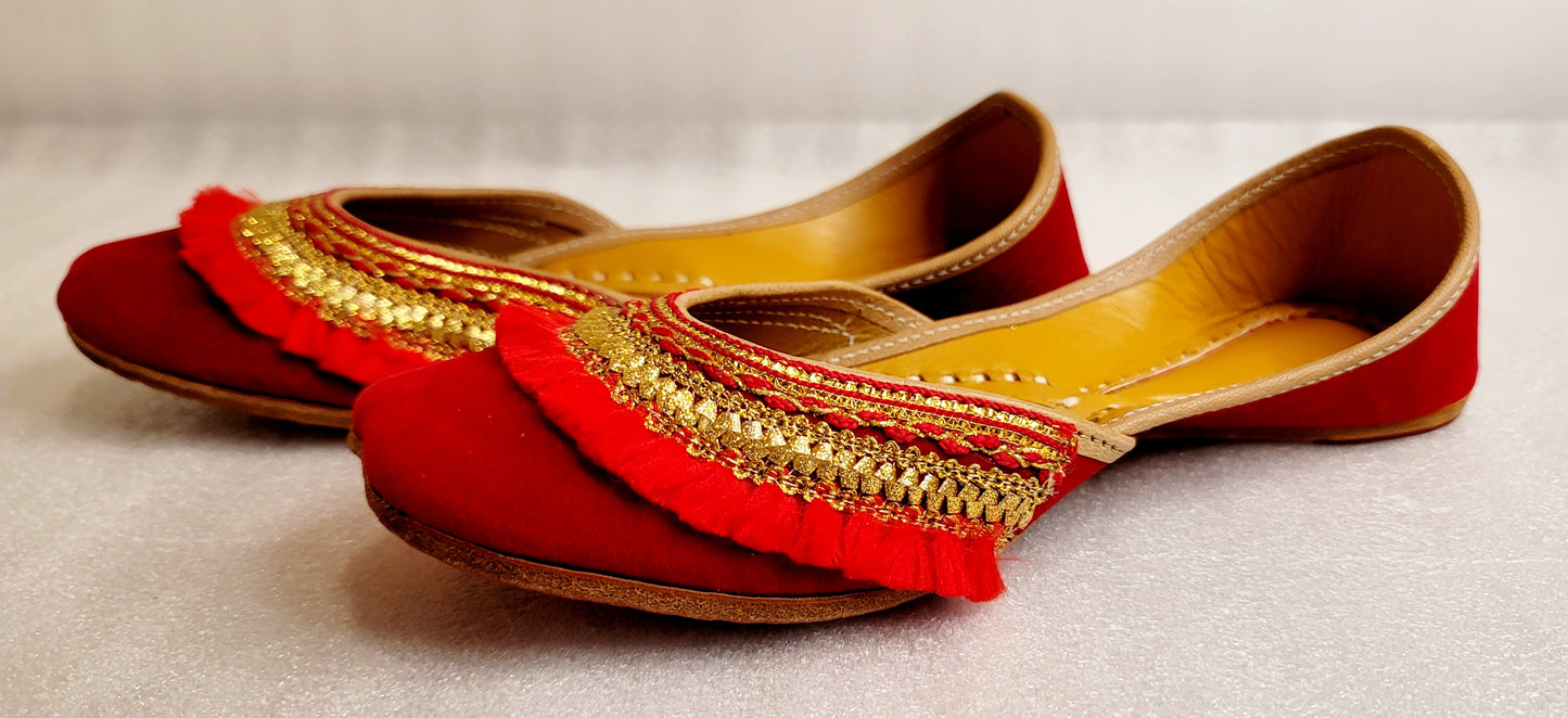 Velvet Bridal Punjabi Jutti