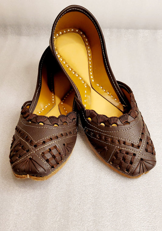 Traditional Punjabi Jutti Leather Dark Brown