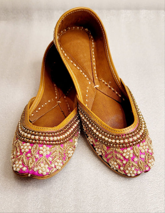 Handmade Tilla Work Bridal Punjabi Jutti