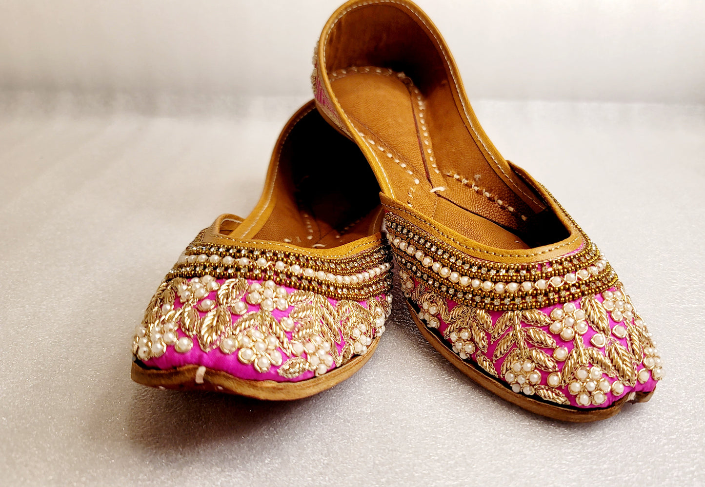 Handmade Tilla Work Bridal Punjabi Jutti