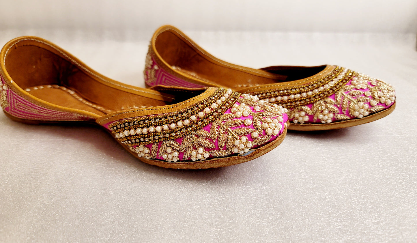 Handmade Tilla Work Bridal Punjabi Jutti