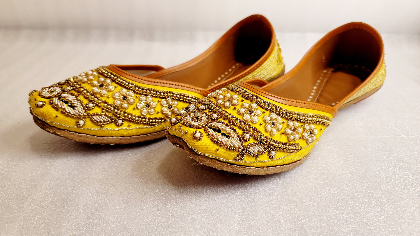 Handmade Best Quality Bridal Punjabi Jutti