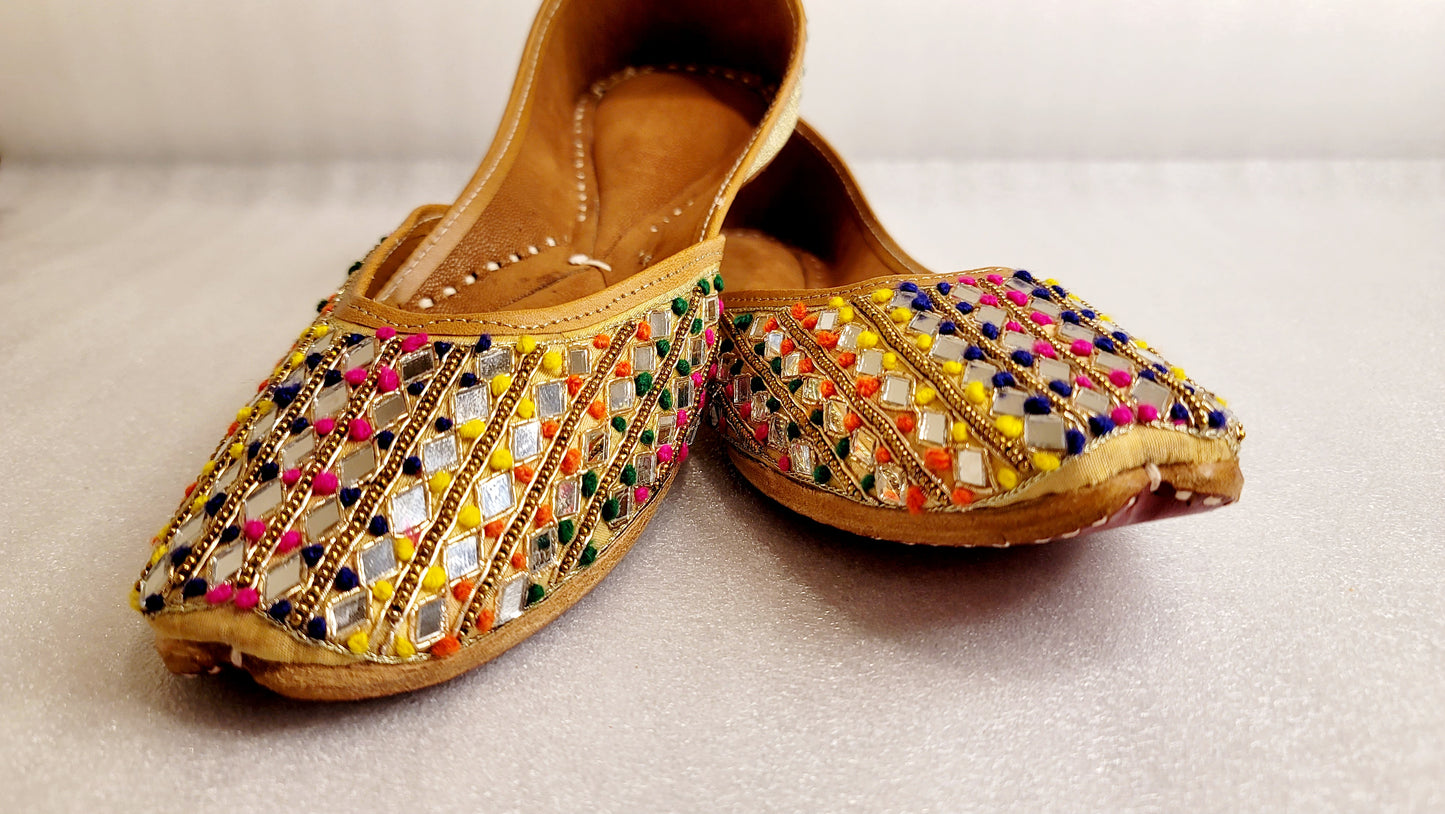 Very Stylish Mirror & Hand Embroidered Punjabi Jutti