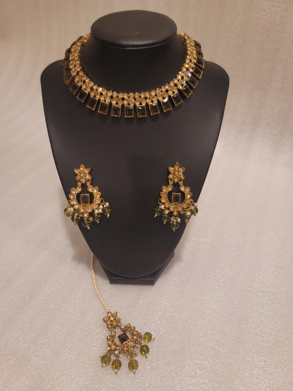 Stylish Hydro Beads Choker Set With Very Lightweight Earrings