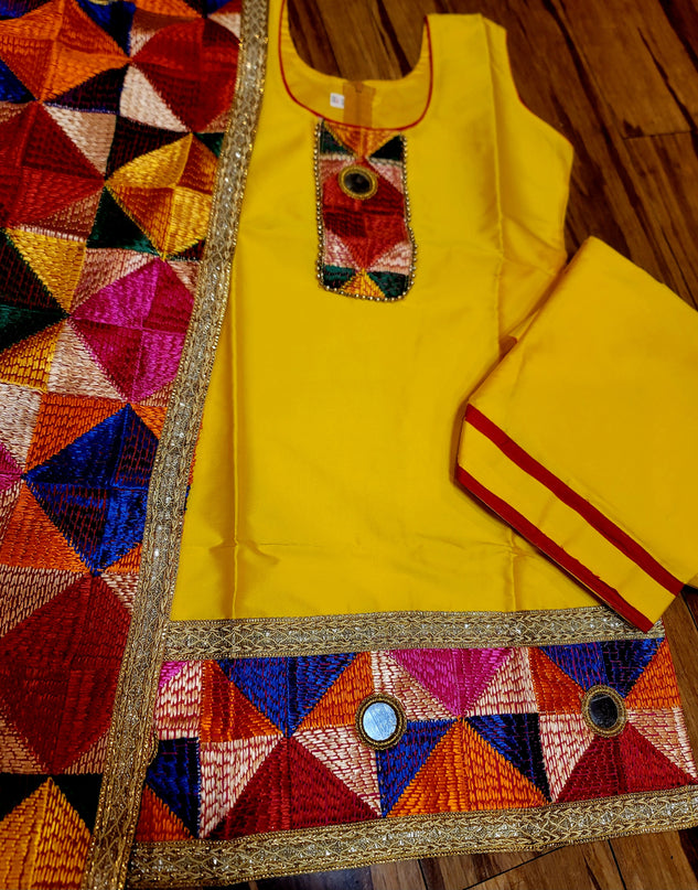 Kids Fulkari Suit (Yellow)