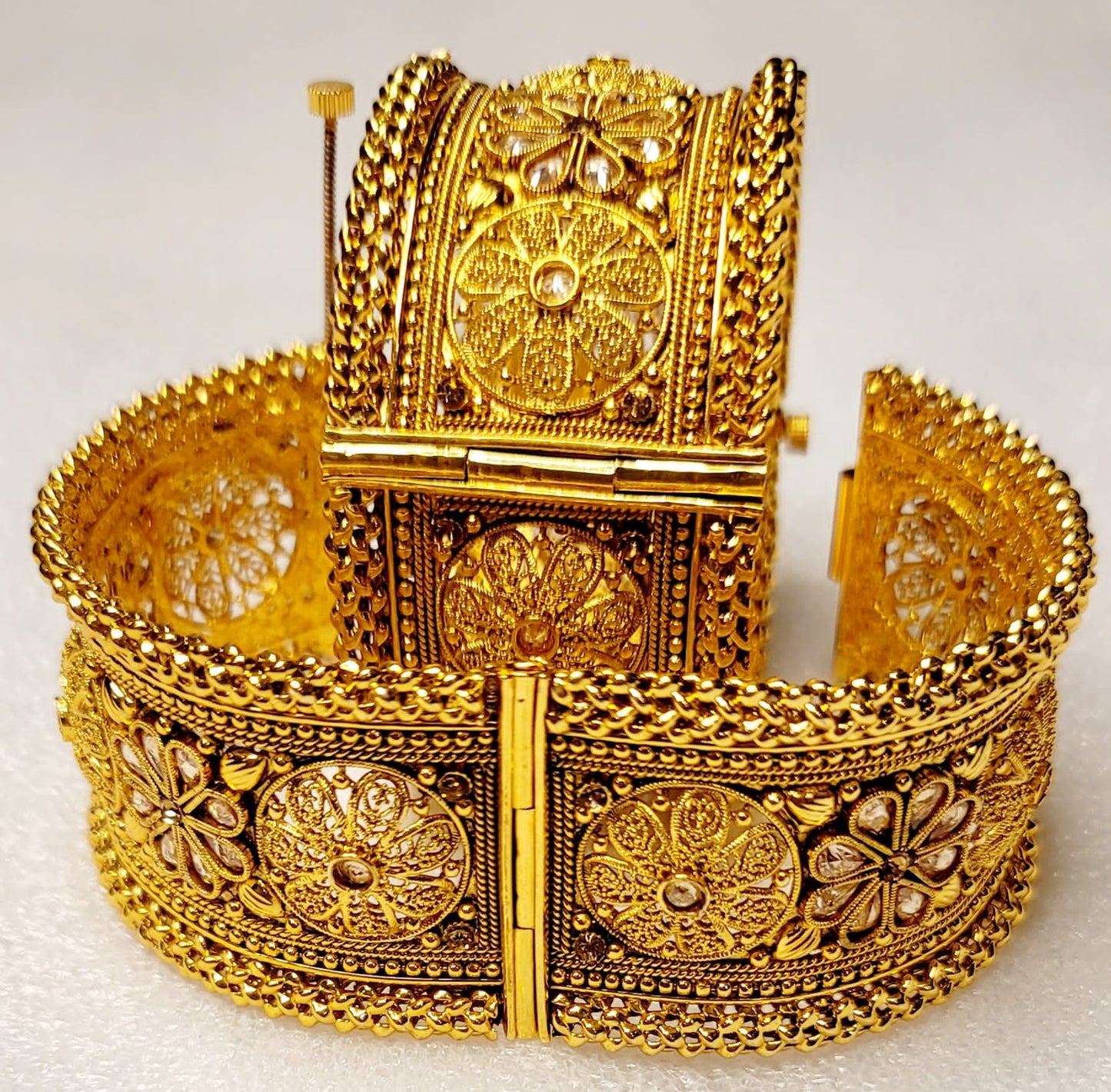 Designer Gold - Plated Royal Kade Openable