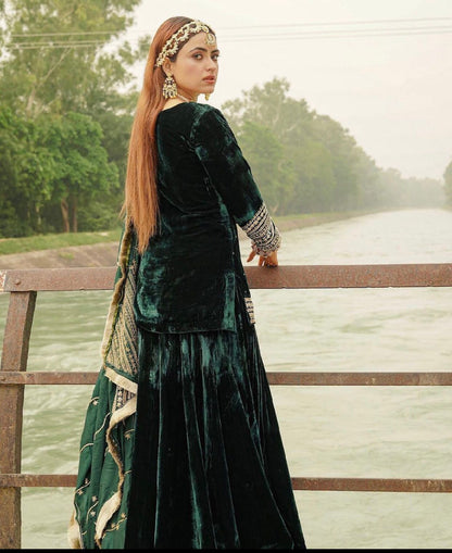 Simi Chahal Velvet Suit (40/42)