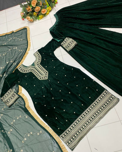 Simi Chahal Velvet Suit (40/42)