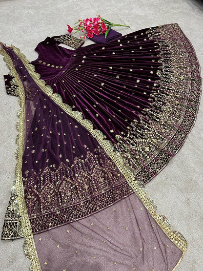 Beautiful Velvet Long Gown Set (40/42)