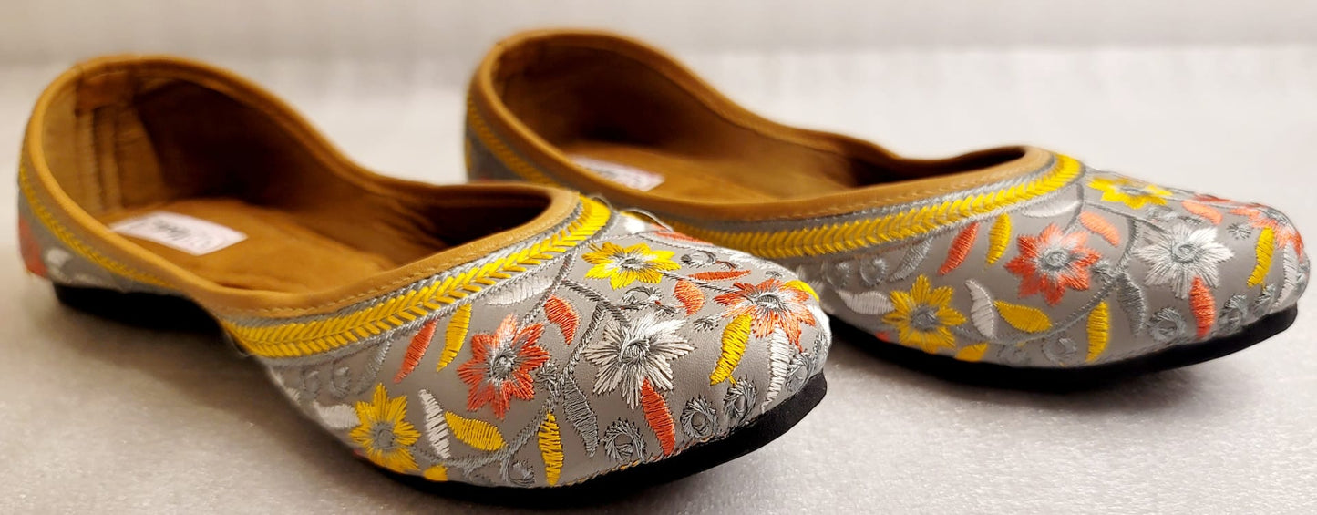 Punjabi Jutti In Gray Base & Beautiful Embroidery