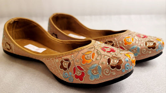 Simple Normal Wear Punjabi Jutti (Brown) image 3