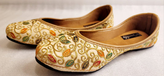 Simple Normal Wear Punjabi Jutti (Goldnish Beige) image 3