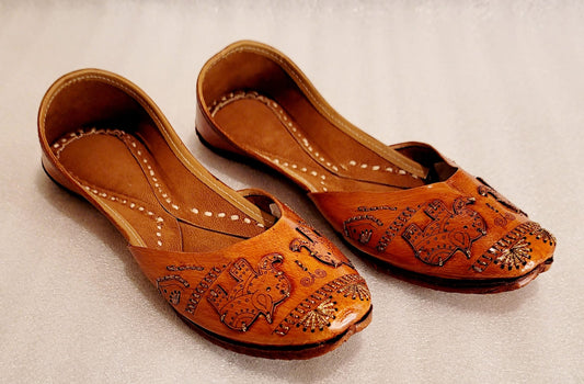 Latest Trend Elephant Concept Quality Leather Punjabi Jutti image 3