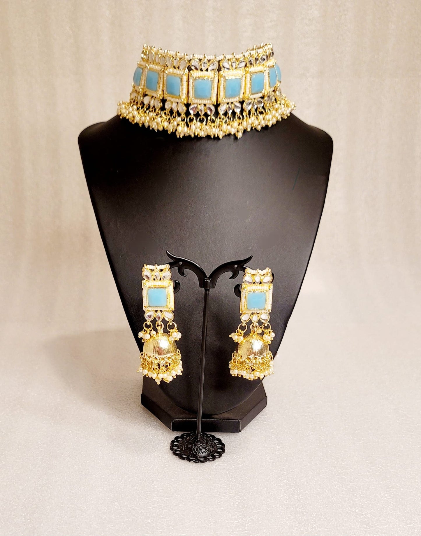 Monalisa Stone & Kundan Stoned Choker Set