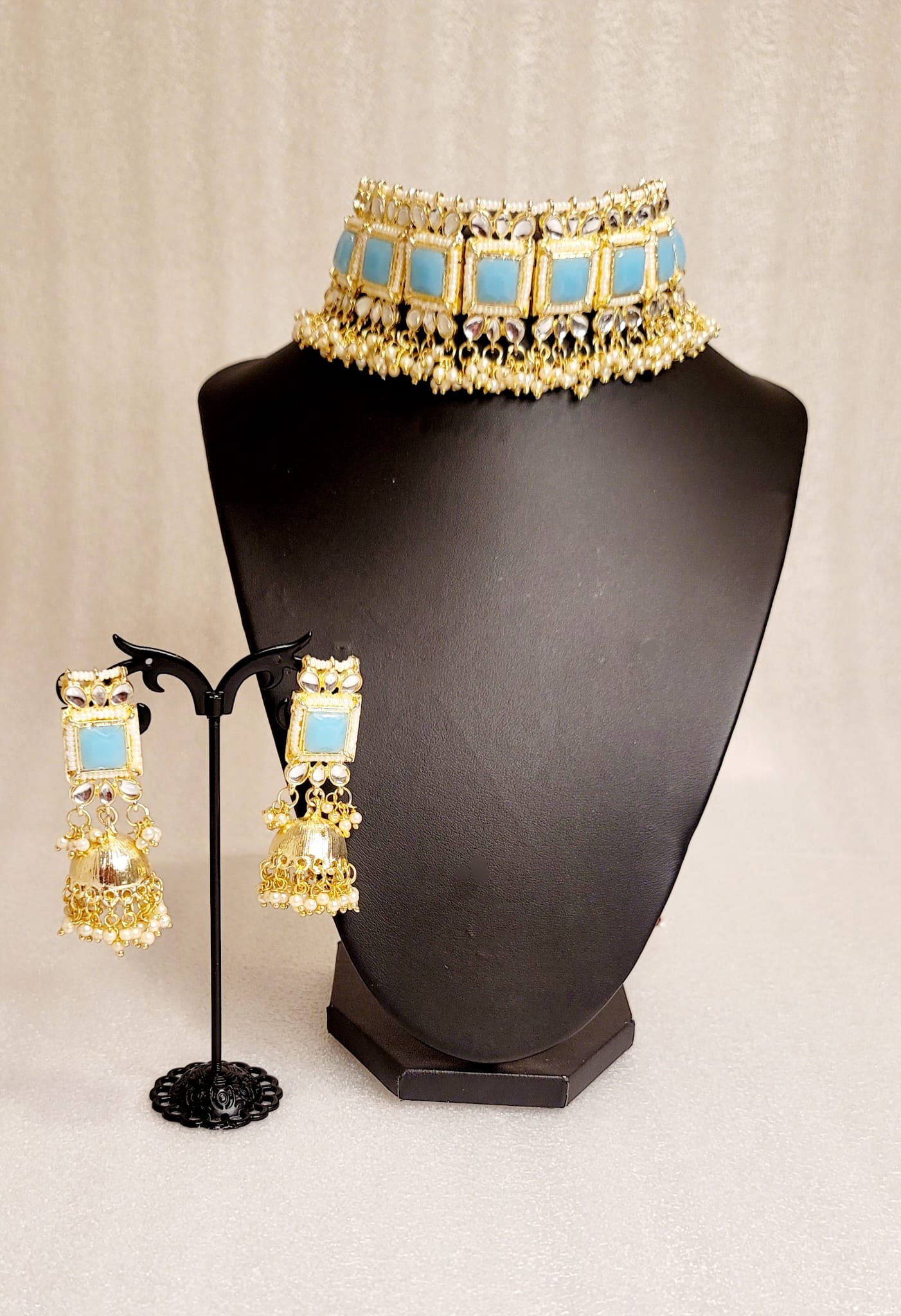 Monalisa Stone & Kundan Stoned Choker Set