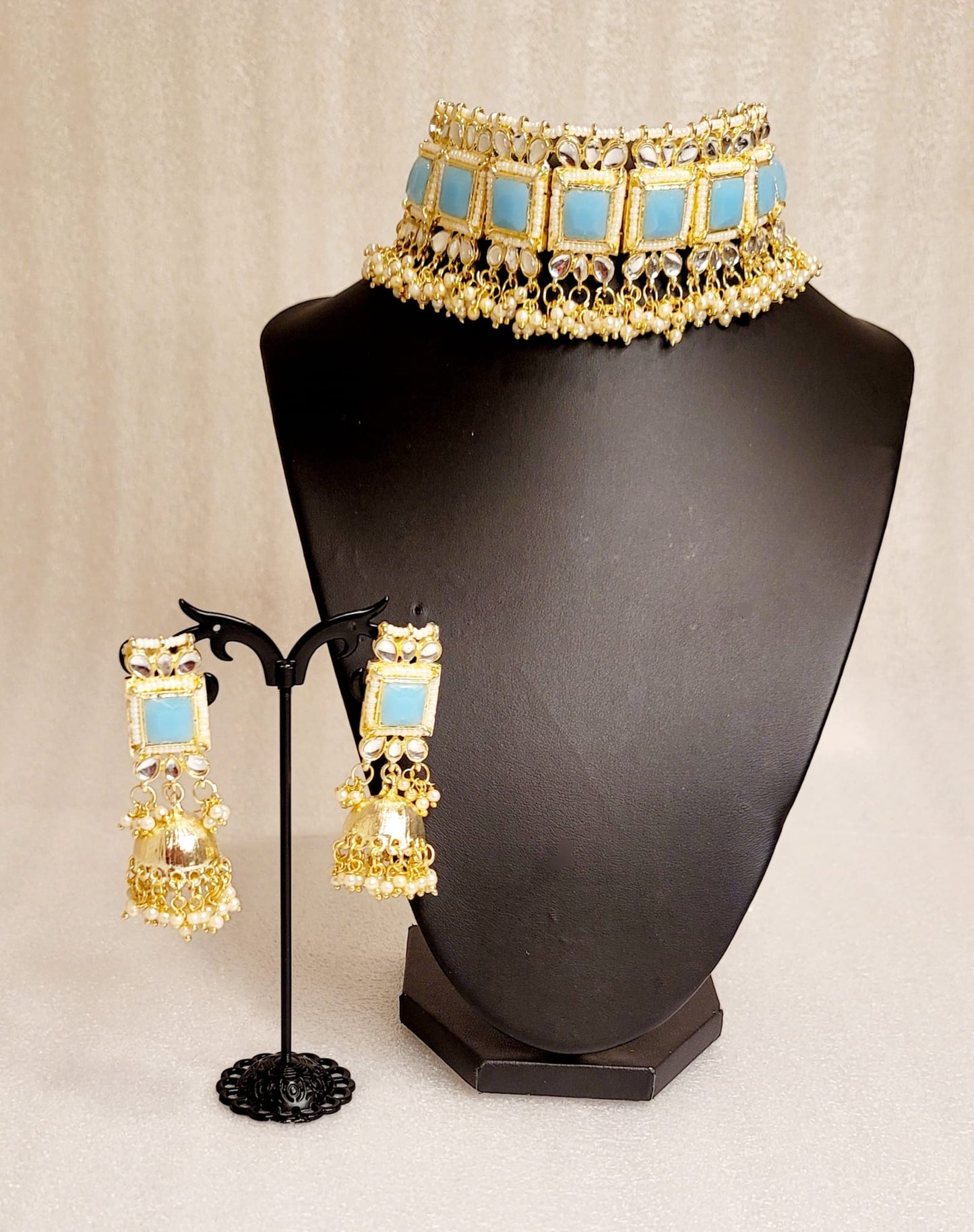 Monalisa Stone & Kundan Stoned Choker Set