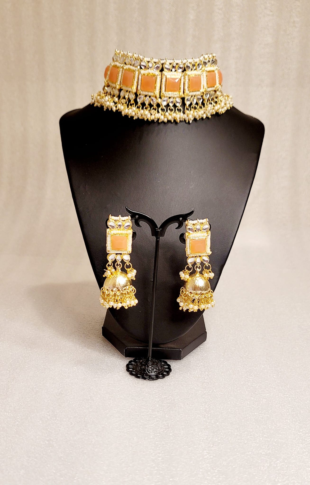 Monalisa Stone & Kundan Stoned Choker Set